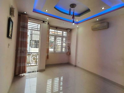 Gehäuse In Nha Be, Vietnam  Gehäuse In Nha Be, Vietnam