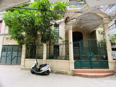 Gehäuse In Hanoi, Vietnam Gehäuse In Hanoi, Vietnam