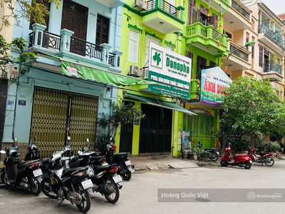 Gehäuse In Hanoi, Vietnam Gehäuse In Hanoi, Vietnam