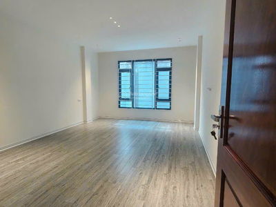 Gehäuse In Hanoi, Vietnam Gehäuse In Hanoi, Vietnam