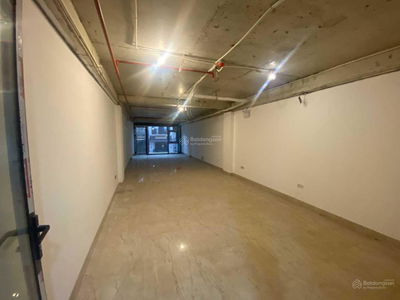 Gehäuse In Hanoi, Vietnam Gehäuse In Hanoi, Vietnam