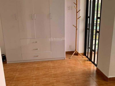 Gehäuse In Nha Be, Vietnam Gehäuse In Nha Be, Vietnam