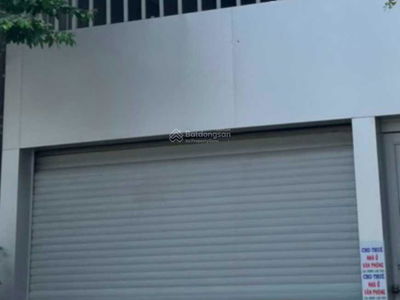 Gehäuse In Nha Be, Vietnam Gehäuse In Nha Be, Vietnam