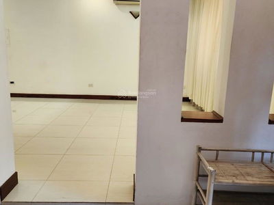 Housing in Hanoi, Vietnam Housing in Hanoi, Vietnam