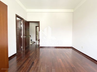 Housing in Nha Be, Vietnam Housing in Nha Be, Vietnam