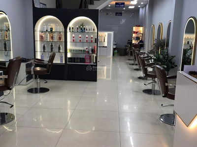 Gehäuse In Ha GJong, Vietnam Gehäuse In Ha GJong, Vietnam