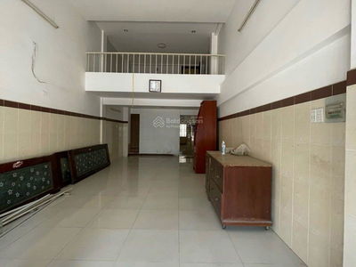 Gehäuse In Nha Be, Vietnam Gehäuse In Nha Be, Vietnam