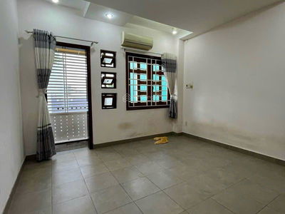 Gehäuse In Nha Be, Vietnam Gehäuse In Nha Be, Vietnam