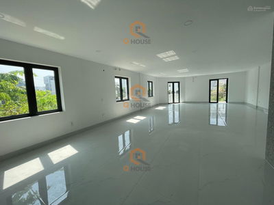 Gehäuse In Nha Be, Vietnam Gehäuse In Nha Be, Vietnam