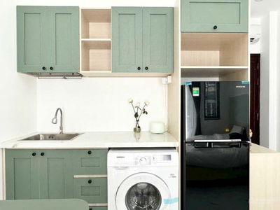 Phan Dang Luu Street, Vietnam  Phan Dang Luu Street, Vietnam