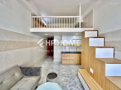 Au Co Street, Vietnam Au Co Street, Vietnam