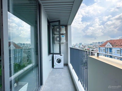 Phan Dang Luu Street, Vietnam  Phan Dang Luu Street, Vietnam