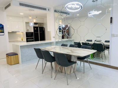 Sunwah Pearl, Vietnam Sunwah Pearl, Vietnam