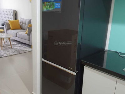 Topaz Twins, Vietnam Topaz Twins, Vietnam