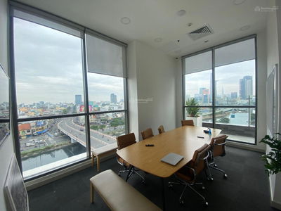 River Gate, Vietnam River Gate, Vietnam